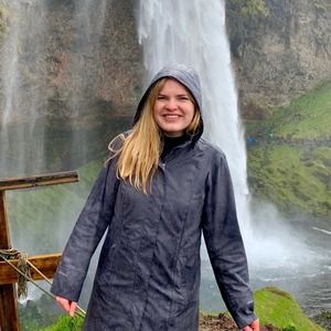 Meet your Posher, Jenny